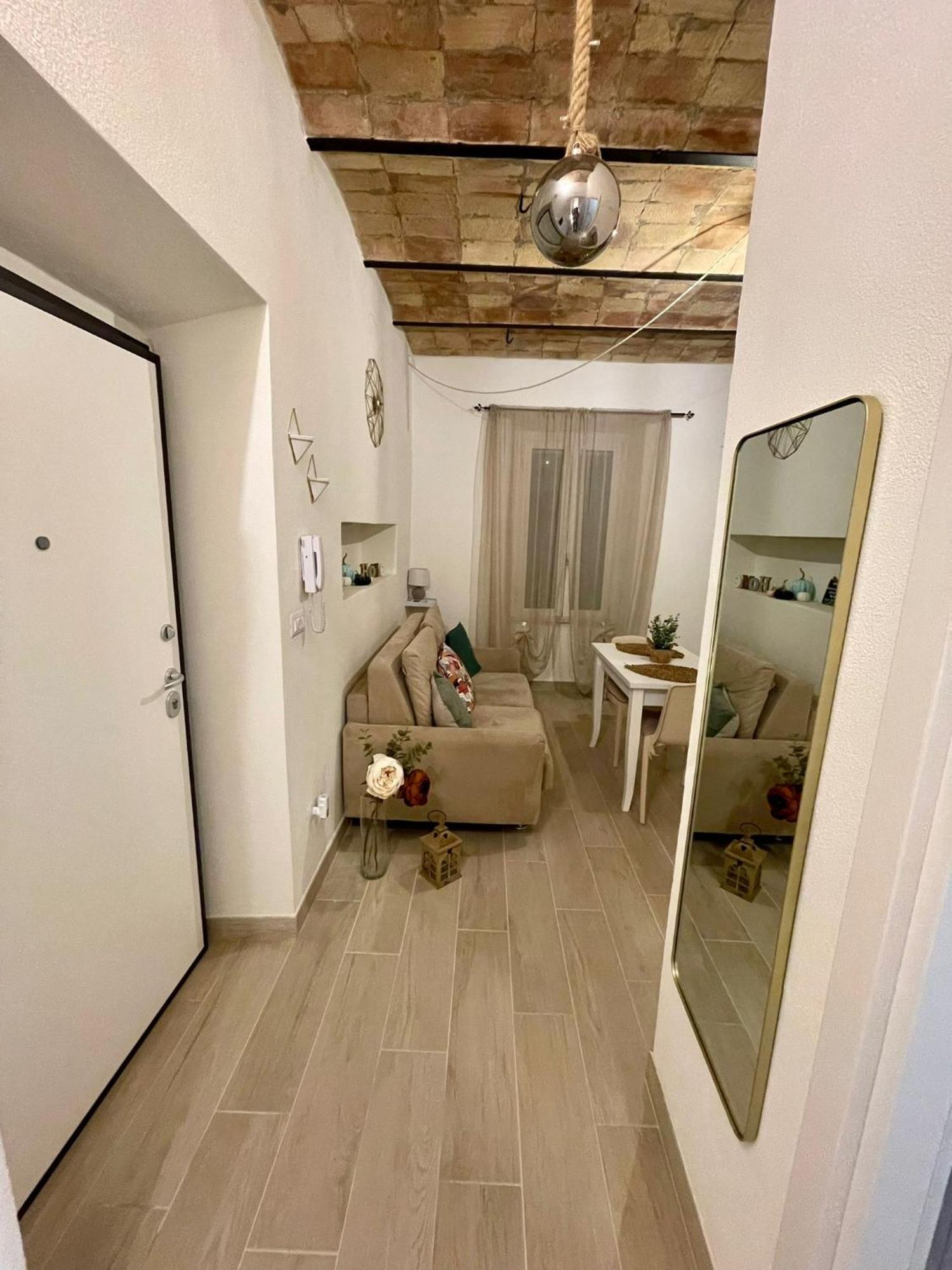 Casa Vacanze - La Torre - Appartamento Marta Exterior foto