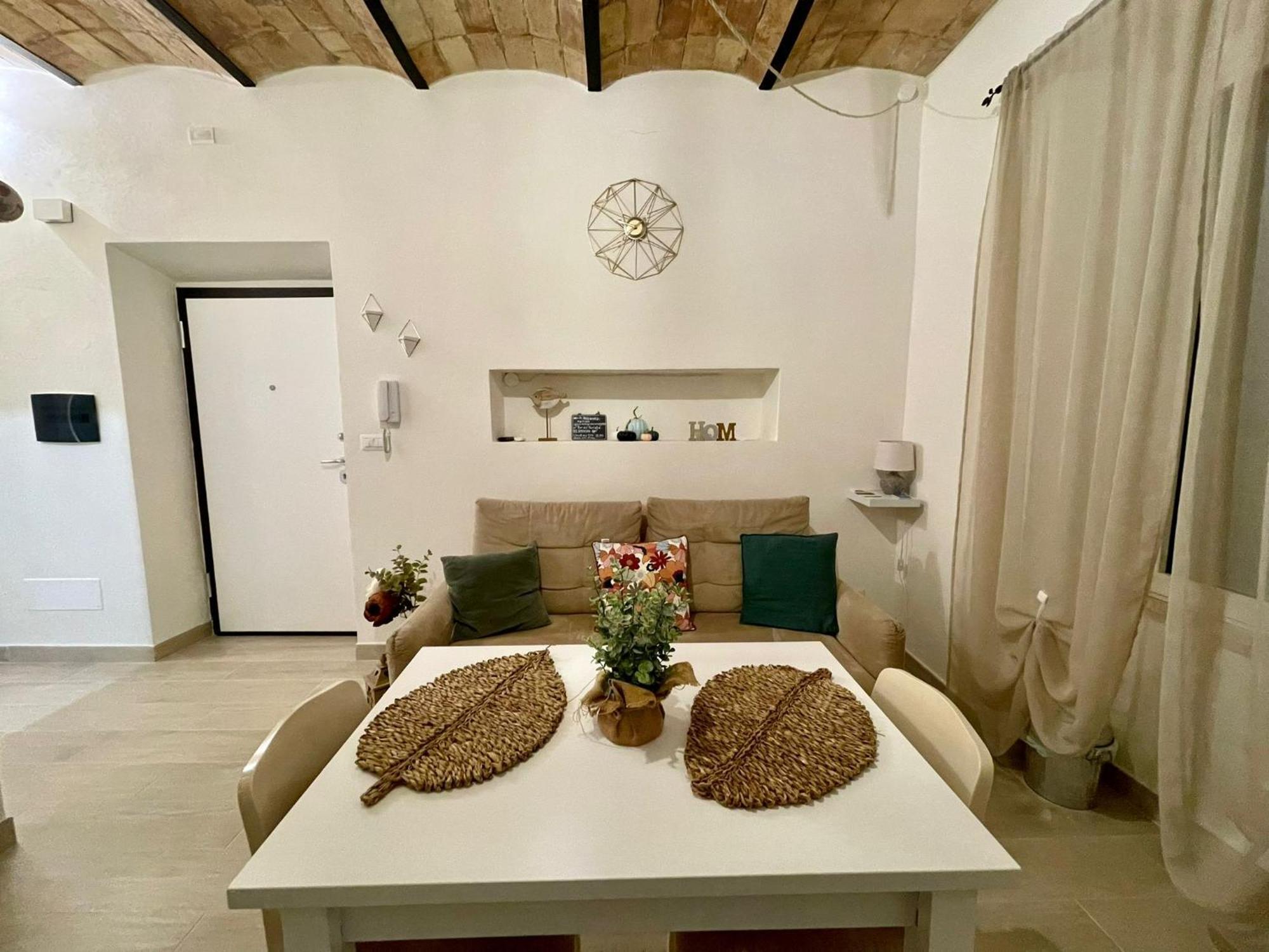 Casa Vacanze - La Torre - Appartamento Marta Exterior foto